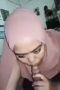 Jilbab Pink Lagi Kulum