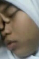 SMA - Jilbab Pusing